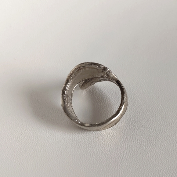 Alvin Sterling French Scroll Silver Ring - Picture 3 of 6